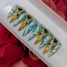 Load image into Gallery viewer, JADED HEART SIZE: S